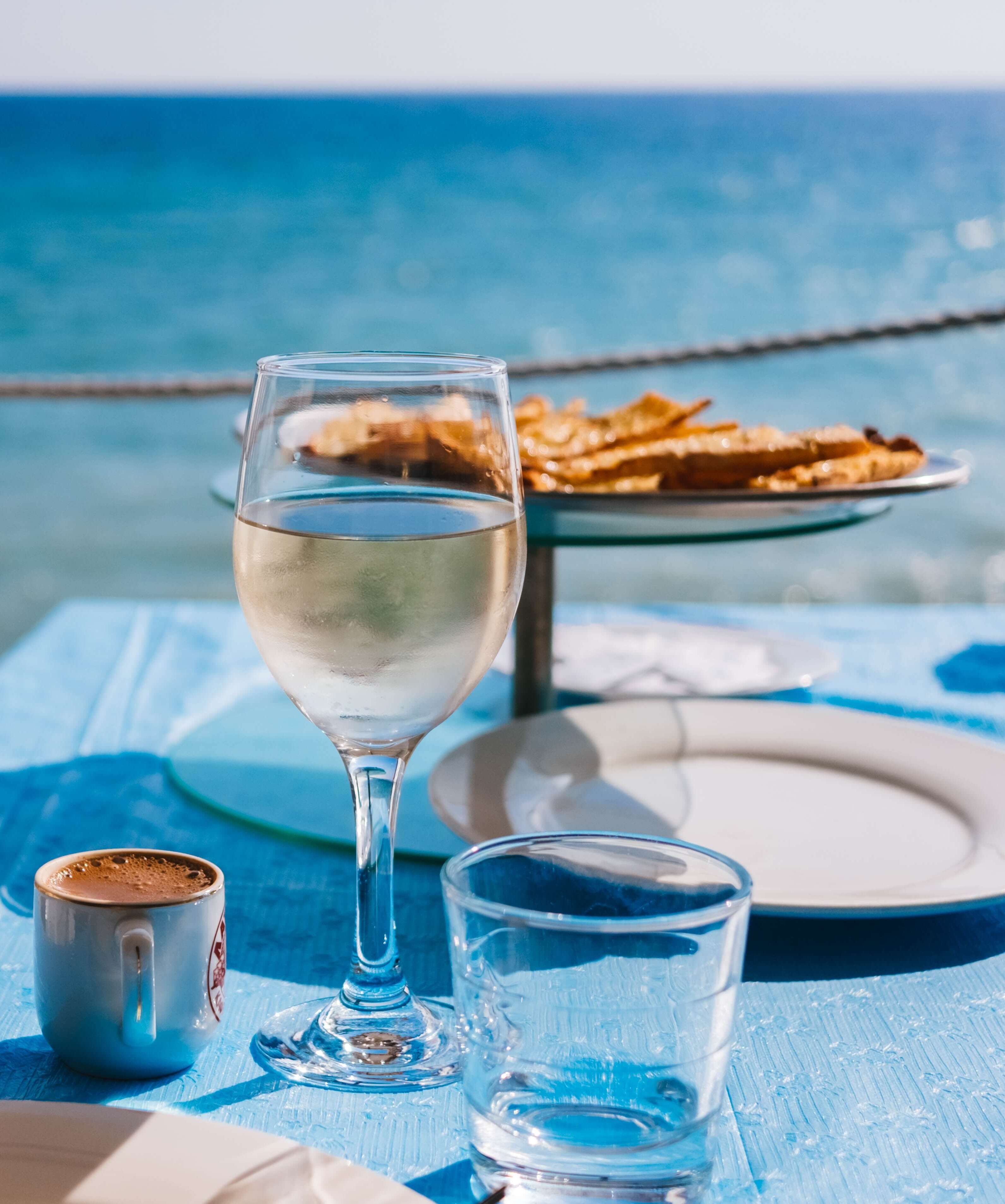 Dinner and wine with sea view