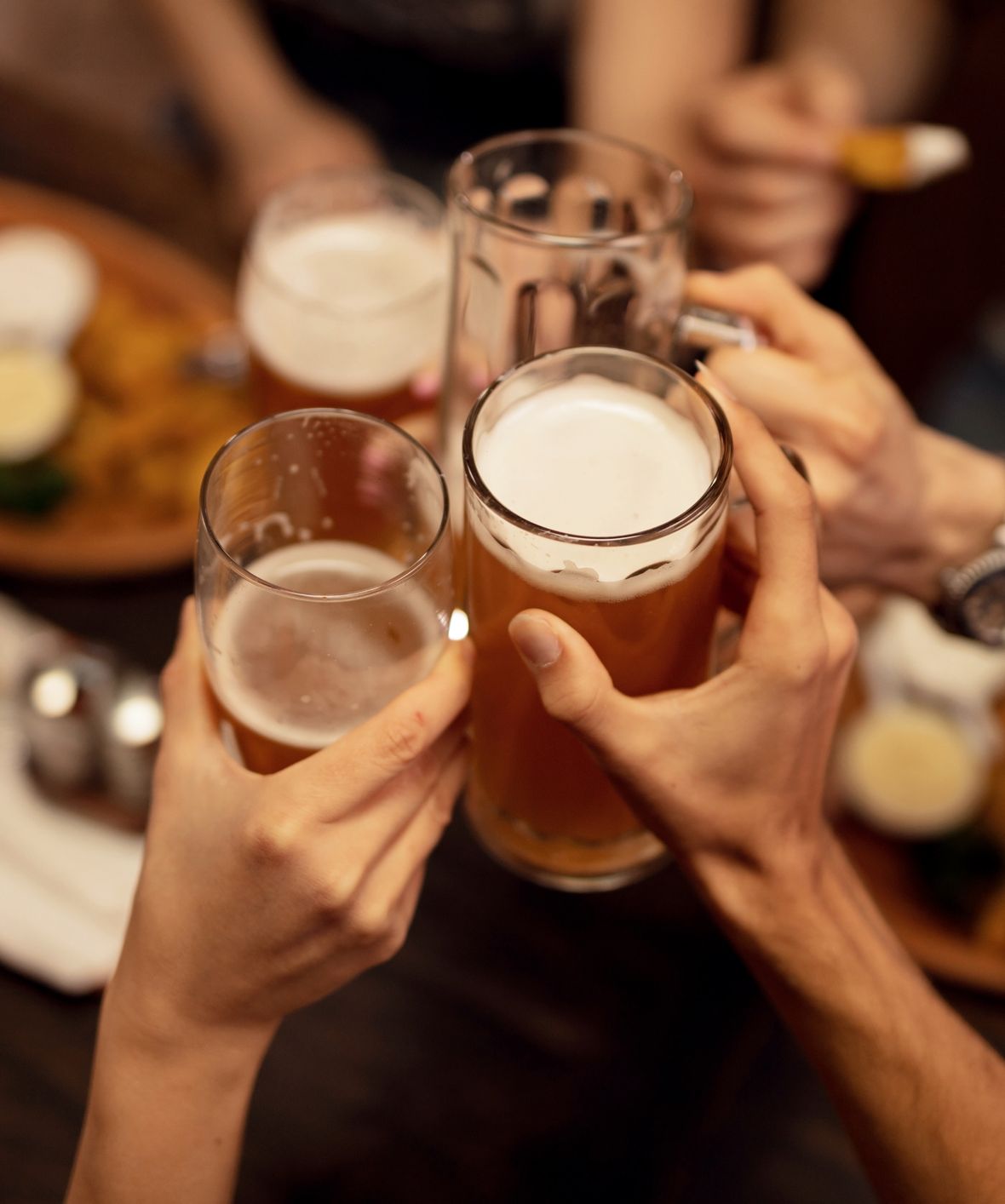 People drinking beer