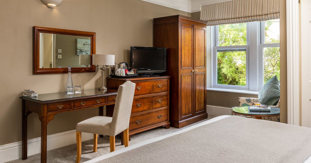 Dressing table and chair