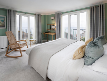 Hotel penzance bedroom