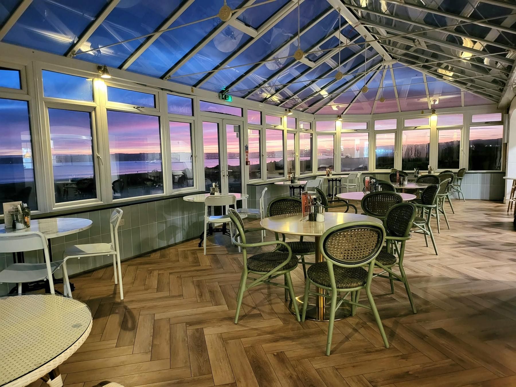 The Surf Club Marazion dining