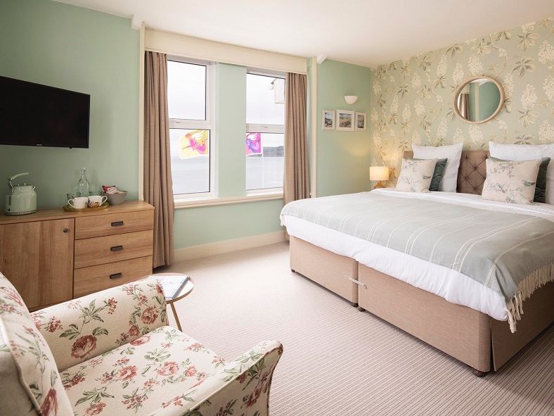 The Beach Club - Large Panorama Double Or Twin (2) (886x591)