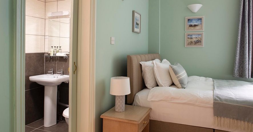 The Beach Club - Cosy Double (1) (886x591)