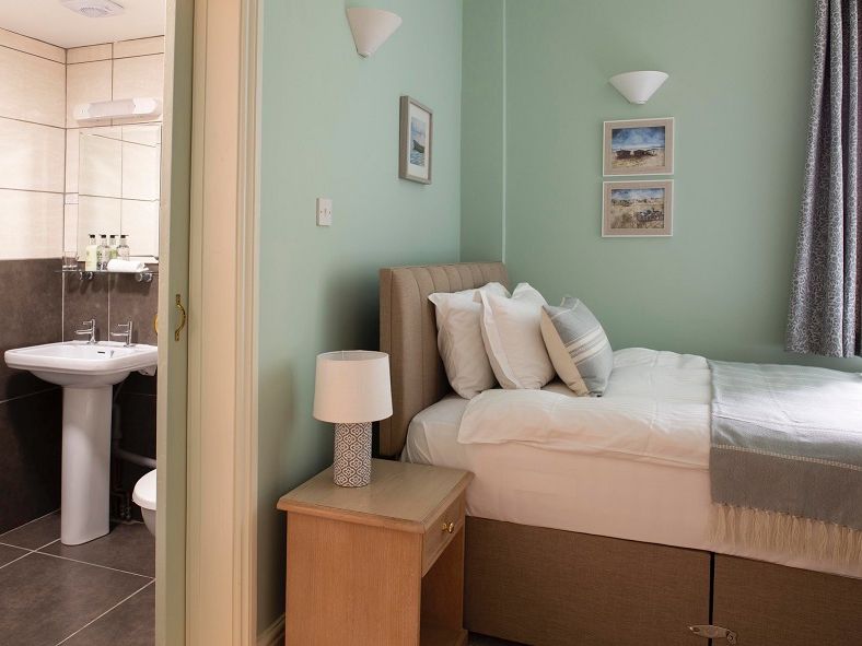 The Beach Club - Cosy Double (1) (886x591)