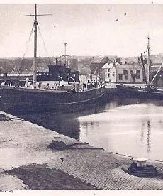 Trinity-House-vessels-Patricia-and-Satellite-alongside-the-wet-dock-ezgif.com-webp-to-jpg-converter