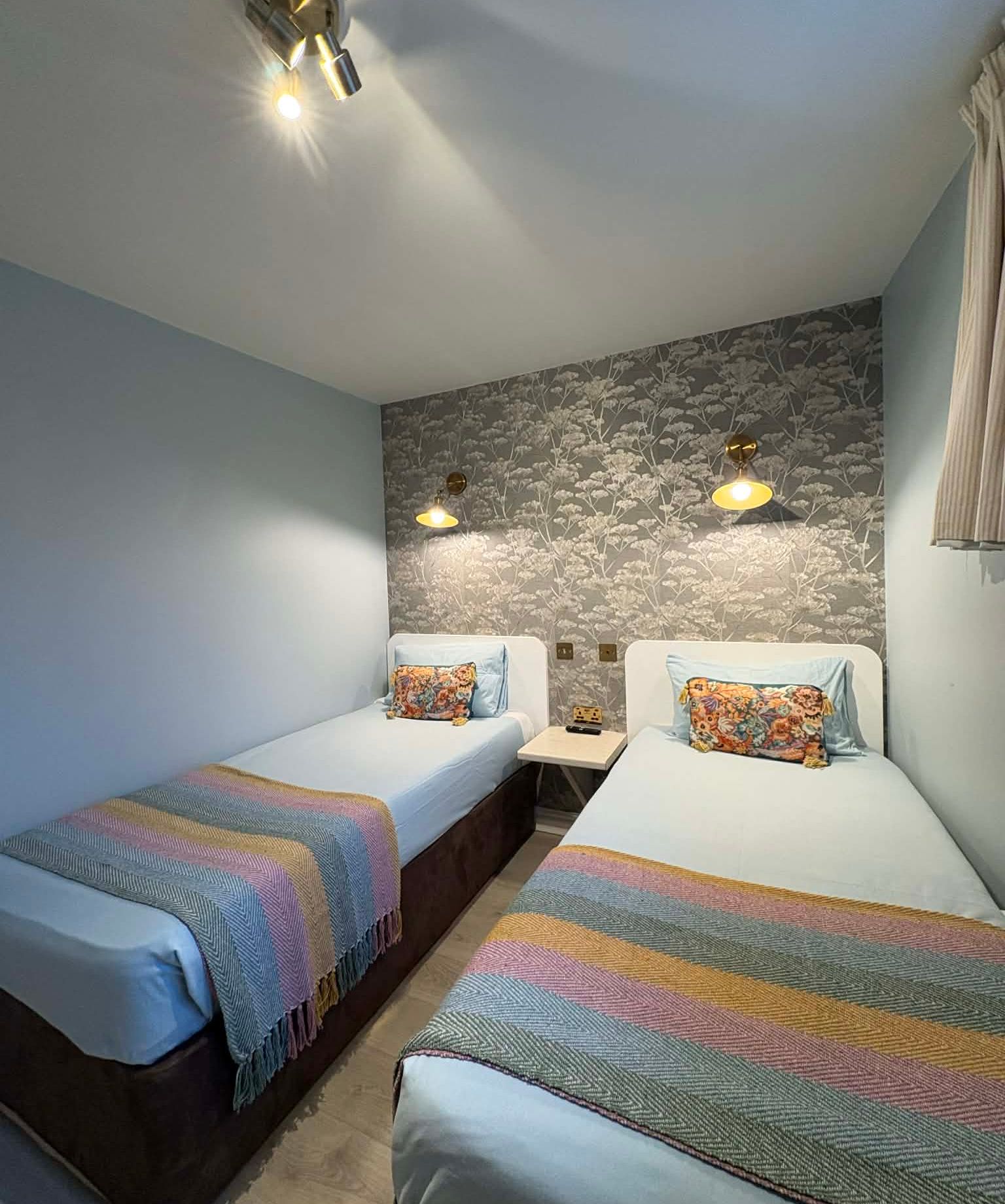 Messenger_creation_B59BBE96-562D-4CF6-AB01-D16CA5B63FF9