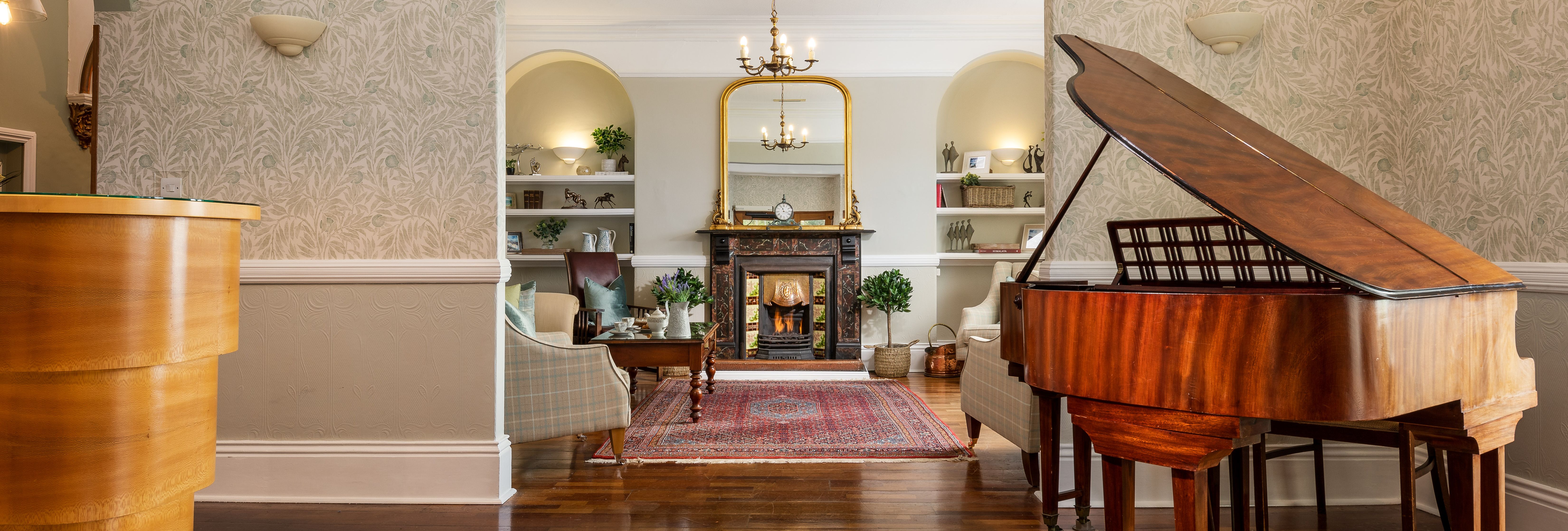 Reception entrance and lounge